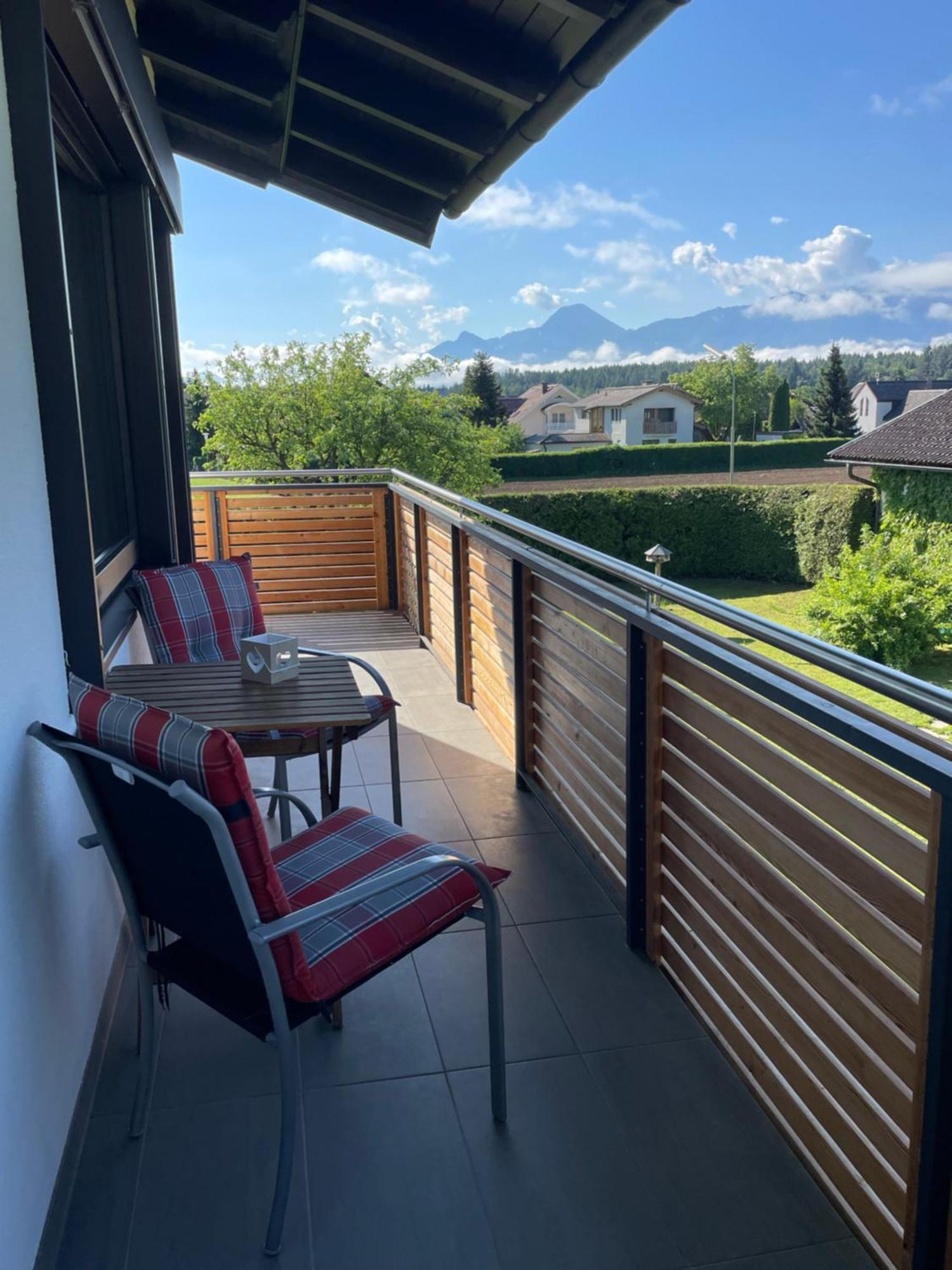 Haus Bergblick Apartment Villach Ngoại thất bức ảnh